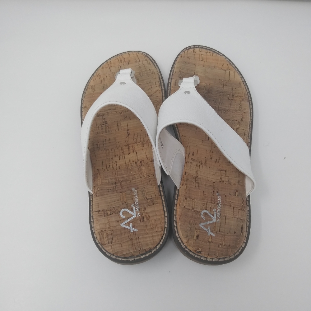 Aerosoles, size 9M, white